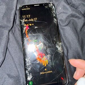 Samsung galaxy s9+ clean imei with Cracked Screen/back as is